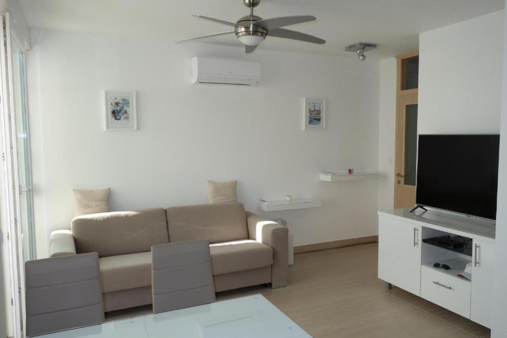 Apartments Kamelija سبليت الغرفة الصورة