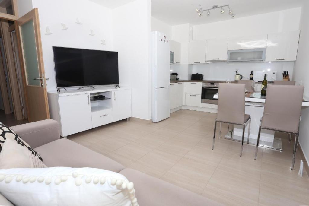 Apartments Kamelija سبليت الغرفة الصورة